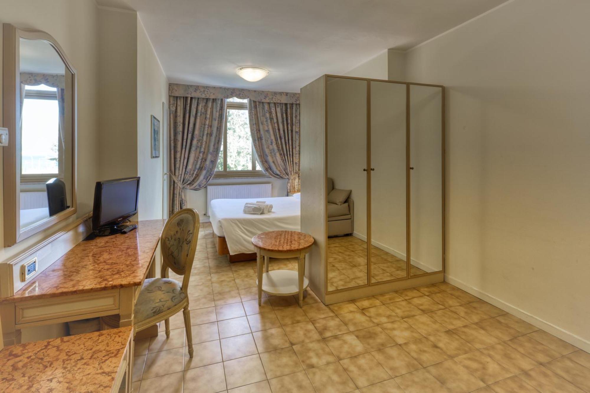 Ena Hotel Arenzano Kültér fotó