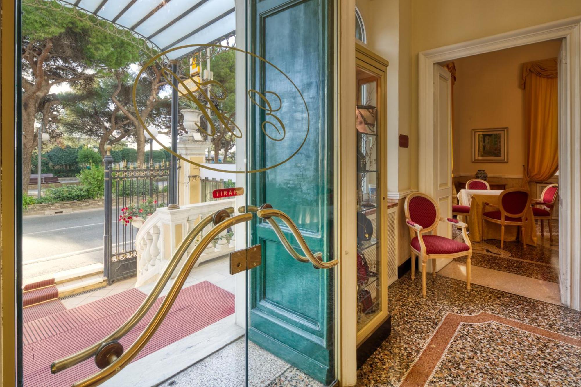 Ena Hotel Arenzano Kültér fotó