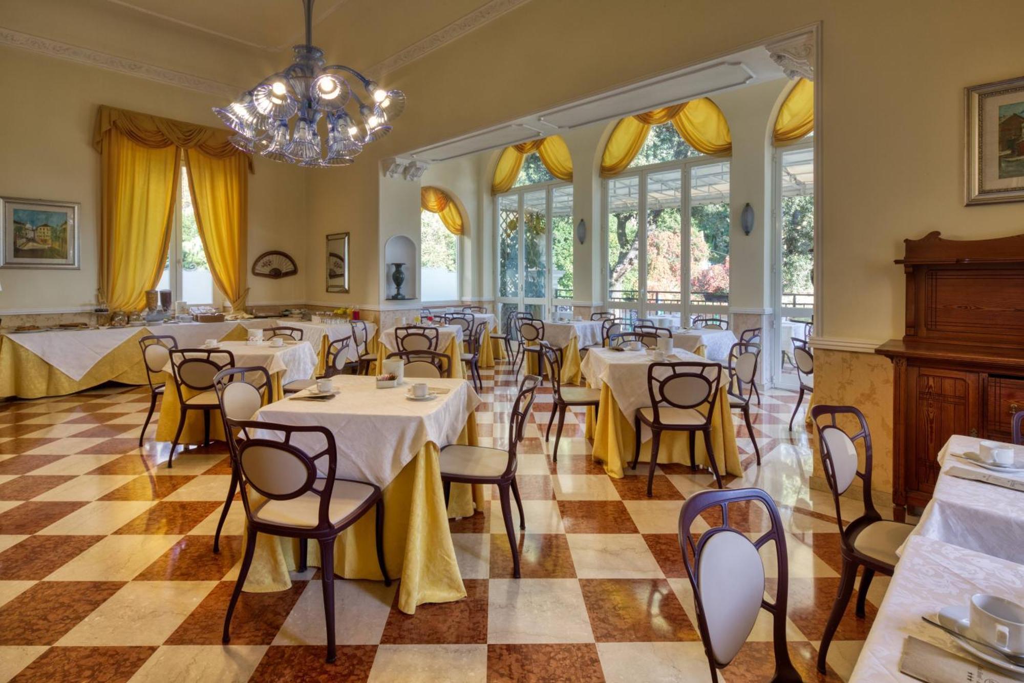 Ena Hotel Arenzano Kültér fotó