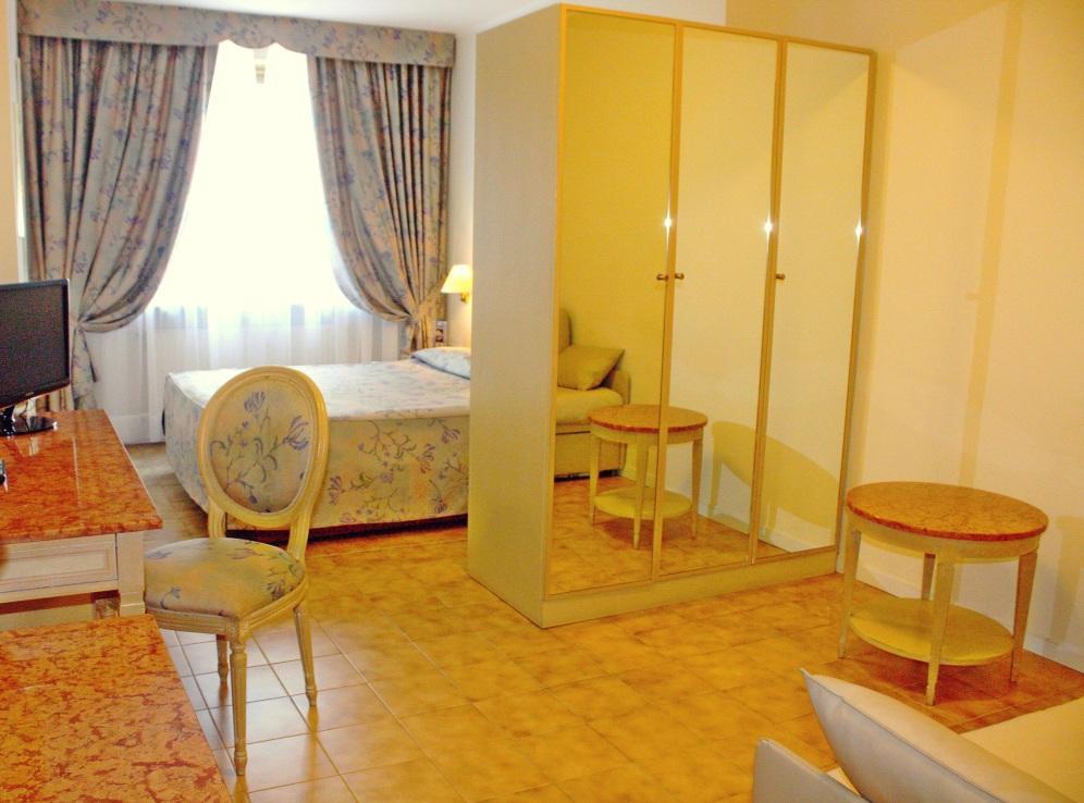 Ena Hotel Arenzano Kültér fotó